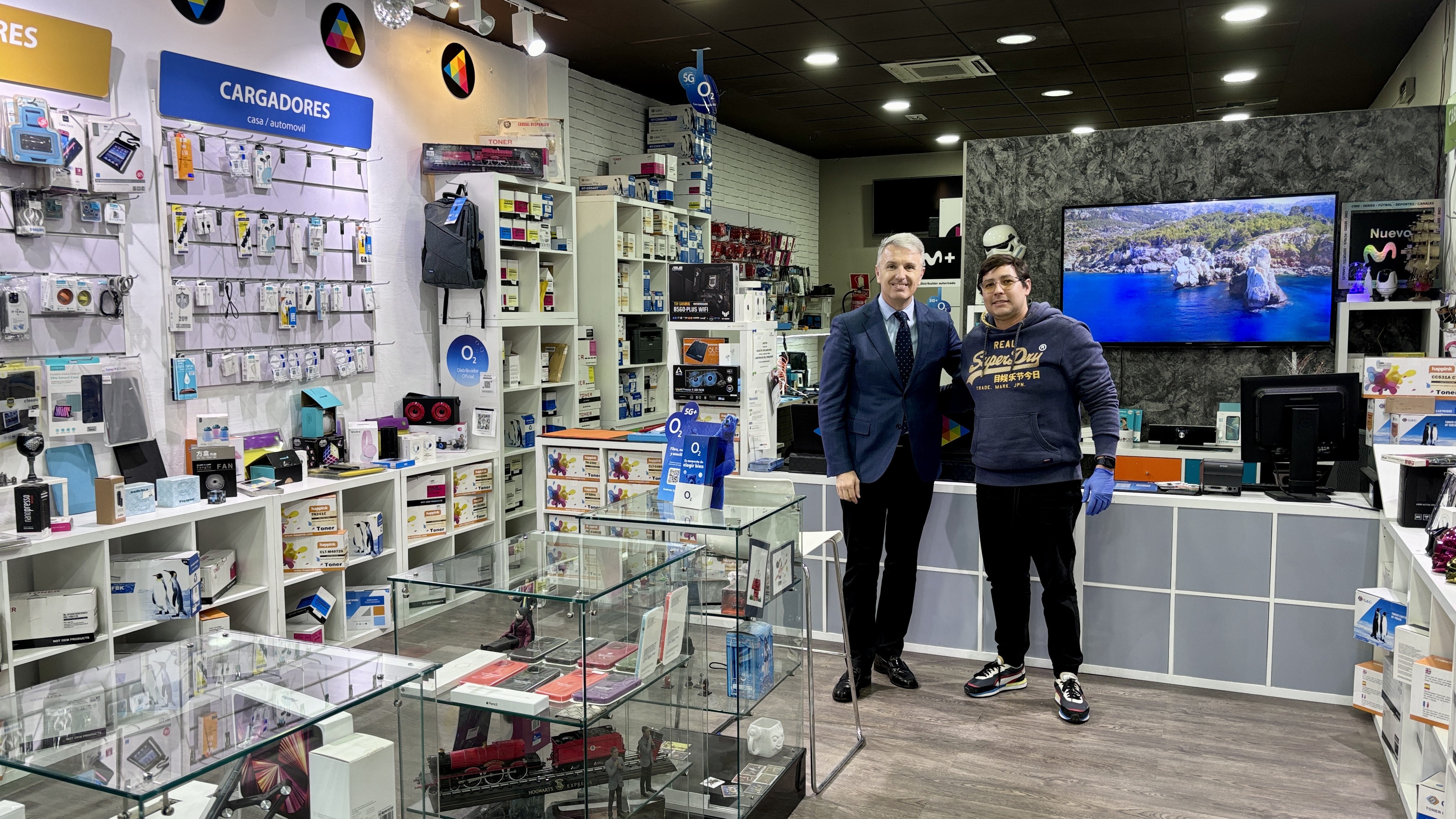 El Alcalde visita Pardillo Center